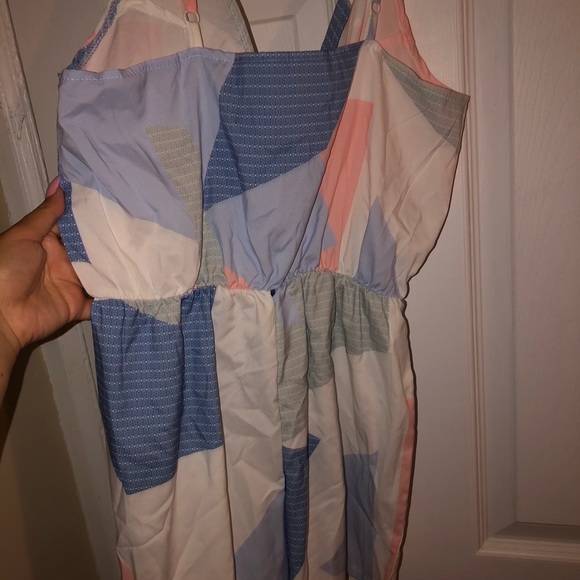 triangle pattern romper - Picture 3 of 5